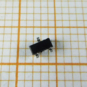 PMBT3904 Bipolar Junction Transistor 30hFE Surface Mount